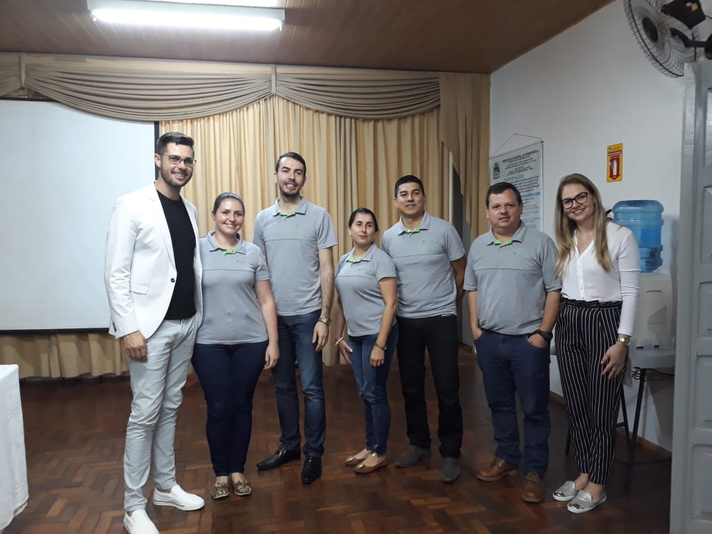 Foto: Jociane De Carli O Sicredi realizou em Bossoroca o 1° Workshop Inteligência Emocional e Gestão de Pessoas em parceria com a ACI Associação Comercial e Industrial de Bossoroca no [&hellip;]