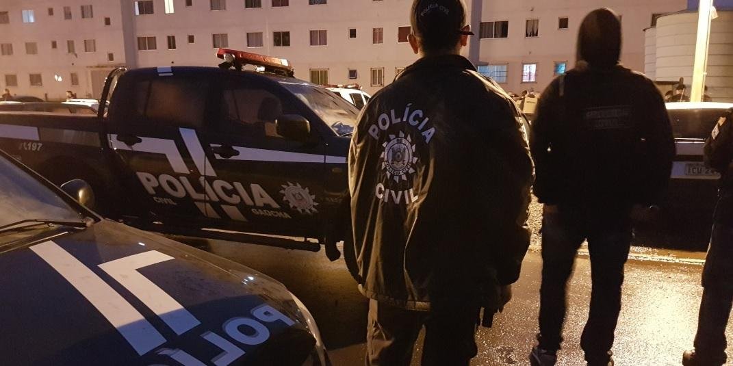 Organização criminosa usaria imóveis de um condomínio para esconder autores de assassinatos e atentados na região Metropolitana A Polícia Civil deflagrou na manhã desta sexta-feira uma operação para combater uma […]