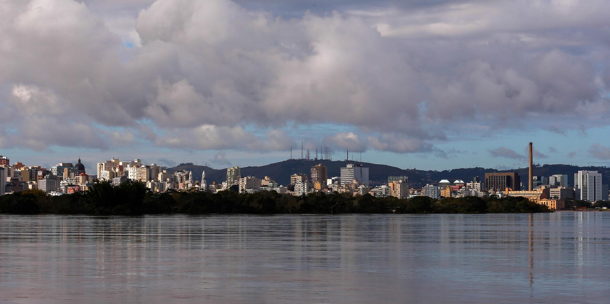 Estado registra mínimas de 3°C na Serra e 10°C na região metropolitana O sol predomina no Rio Grande do Sul nesta terça-feira, inclusive com amplos períodos de céu claro em […]