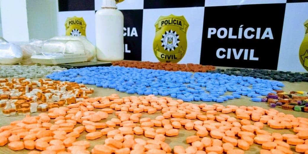 Local fechado pela 3ª DP de Canoas abrigava uma verdadeira linha de produção capaz de produzir mais de 10 mil comprimidos Um laboratório de ecstasy foi descoberto e fechado na […]