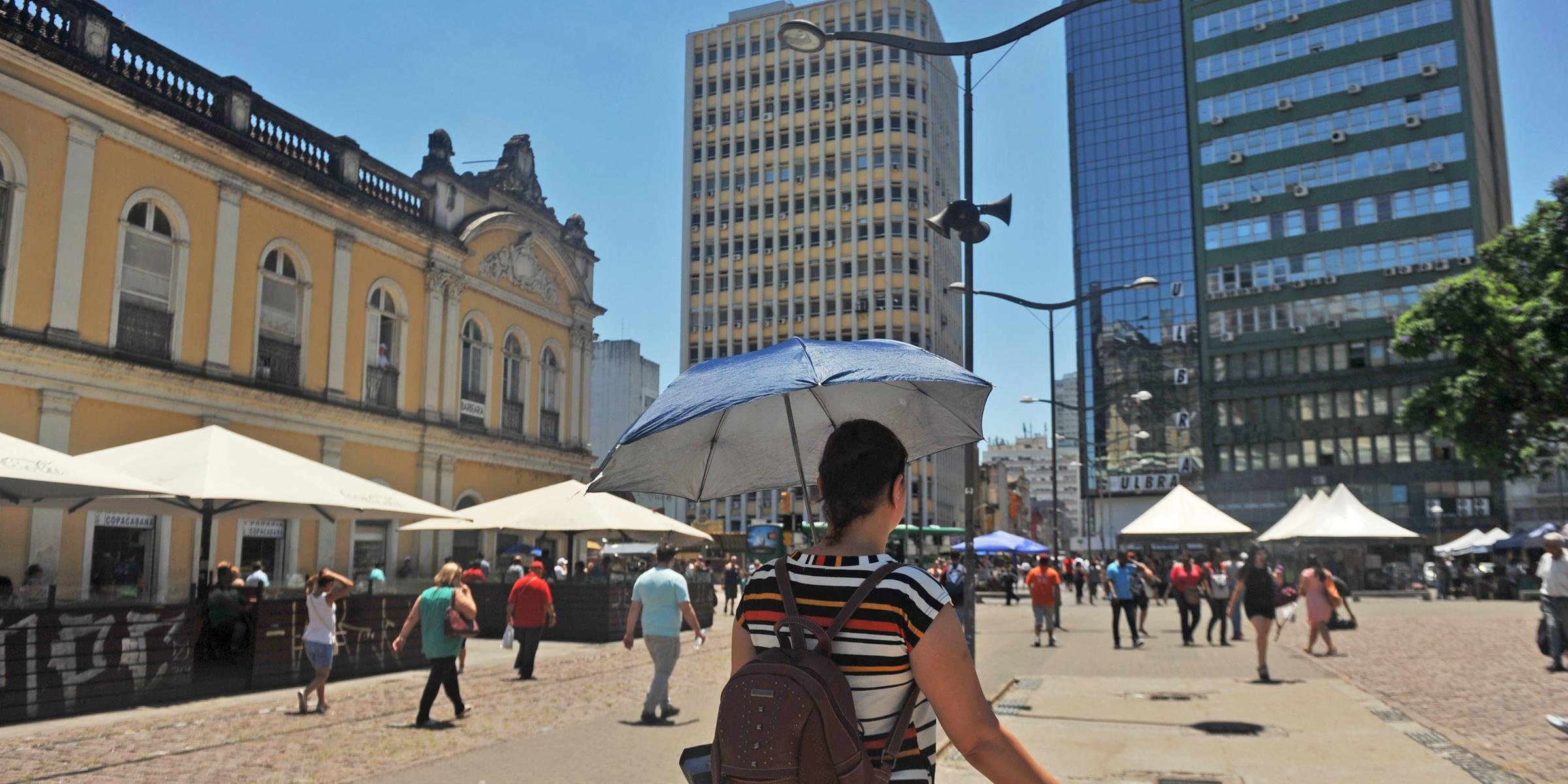 Região Sul pode ser surpreendida com temporal em regiões isoladas O sol predomina mais uma vez para os gaúchos e terça-feira deve ser de calor intenso na maior parte do […]