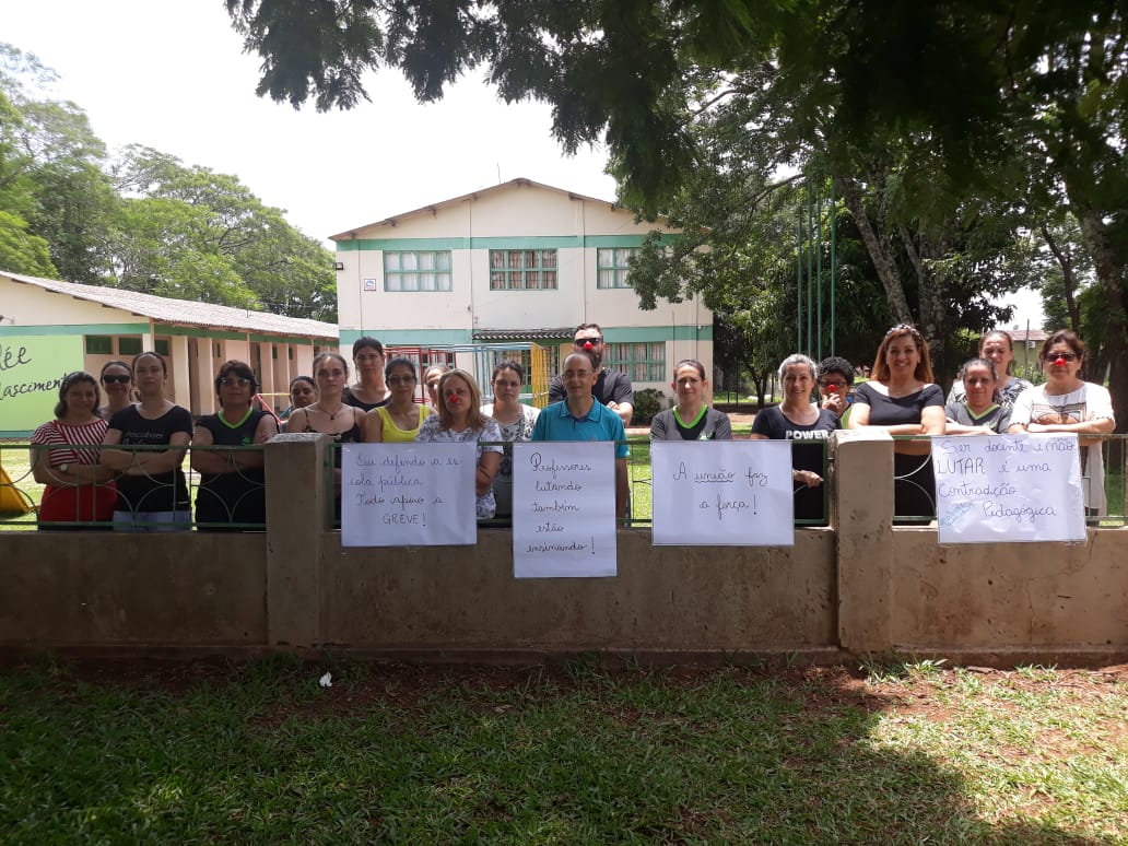 Professores e funcionários das escolas da rede Estadual do município de Bossoroca se reuniram em frente a Escola Estadual Haidée Nascimento em protesto contra o pacote que o Governador encaminhou […]