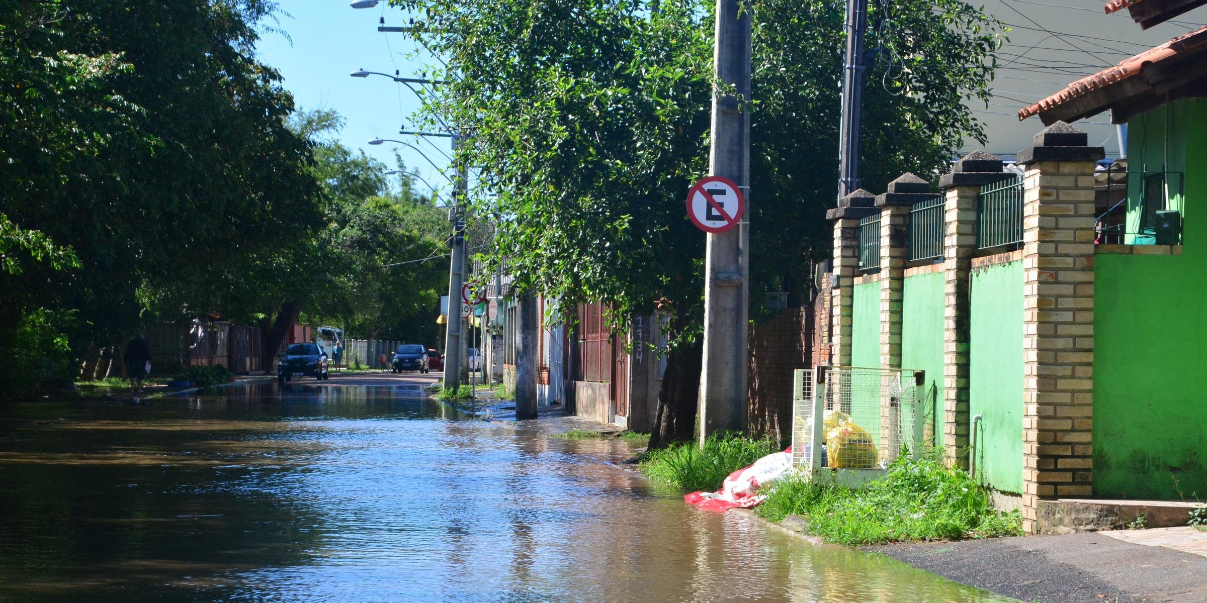 Com a elevação do nível do Guaíba, as ruas da região das ilhas em Porto Alegre registraram alagamentos nesta quarta. A situação em razão da chuva dos últimos no Estado  obrigou que […]