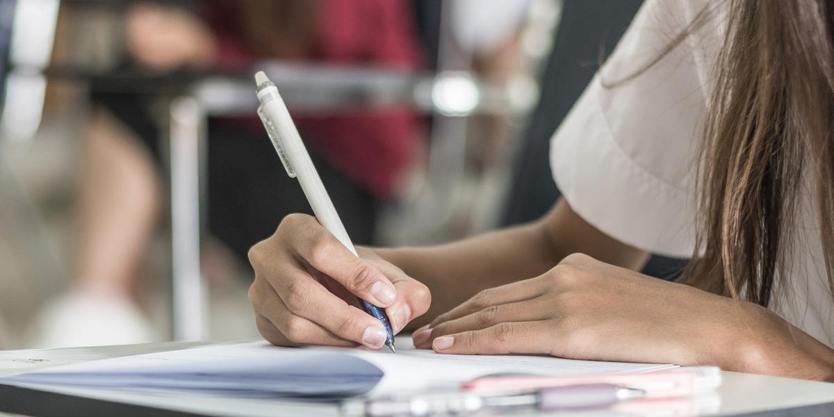 Cinquenta e três participantes obtiveram nota máxima na avaliação dissertativa, segundo Ministério da Educação O Ministério da Educação (MEC) anunciou nesta sexta-feira que 53 participantes do Exame Nacional do Ensino […]