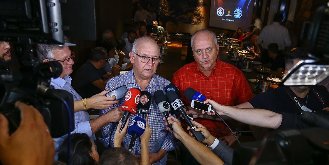 Presidente do clube está em boas condições de saúde, indicou nota O Grêmio confirmou,  na noite deste domingo, que o presidente Romildo Bolzan Junior contraiu o coronavírus. Em nota oficial, […]