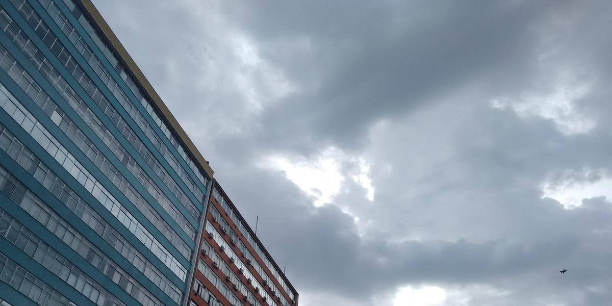 A quinta-feira será de sol entre nuvens nesta quinta, com períodos de nebulosidade por conta da umidade de um ciclone extra-tropical. Há previsão de chuva isolada no Leste do Estado, […]