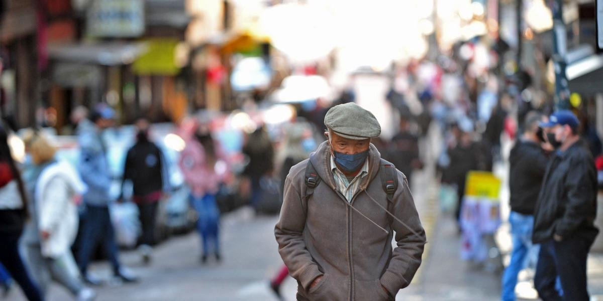 Mínimas podem chegar a 4°C em algumas cidades do Estado O sol até aparece entre nuvens no Rio Grande do Sul, mas a massa de ar frio sobre o Estado […]