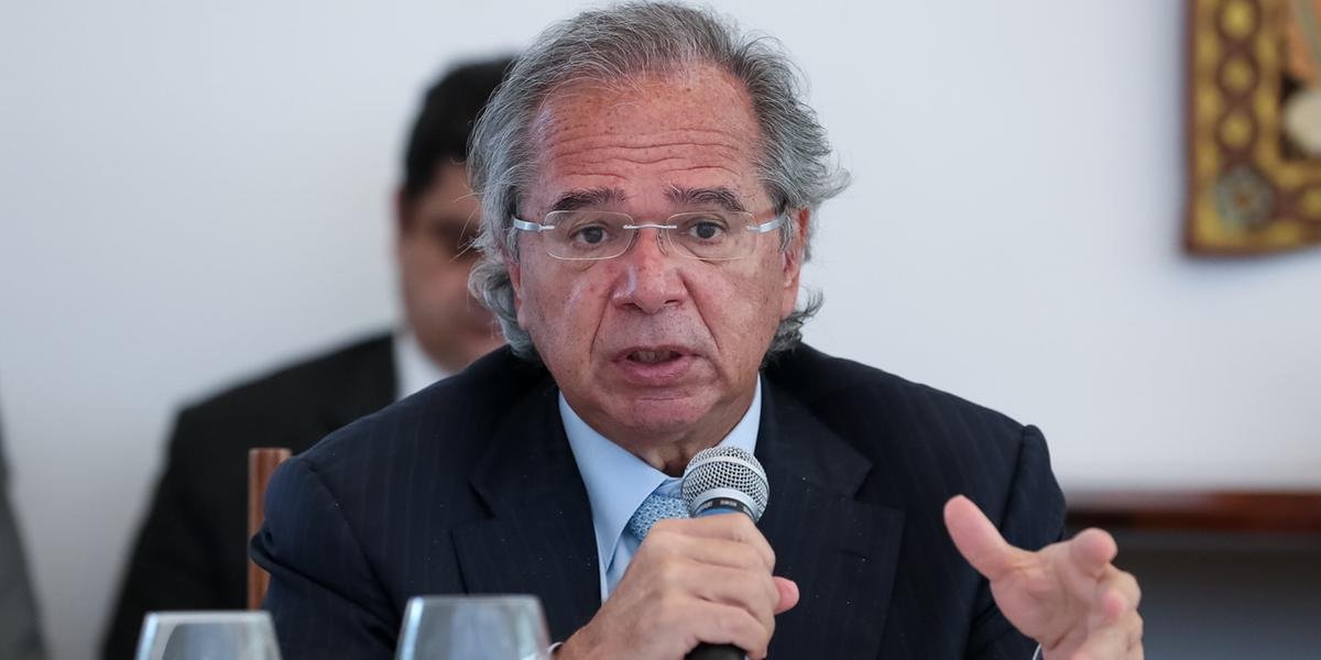 Governo decidiu pelo pagamento de mais duas parcelas de R$ 300 a trabalhadores informais O ministro da Economia, Paulo Guedes, considera que a extensão do auxílio emergencial por mais dois […]