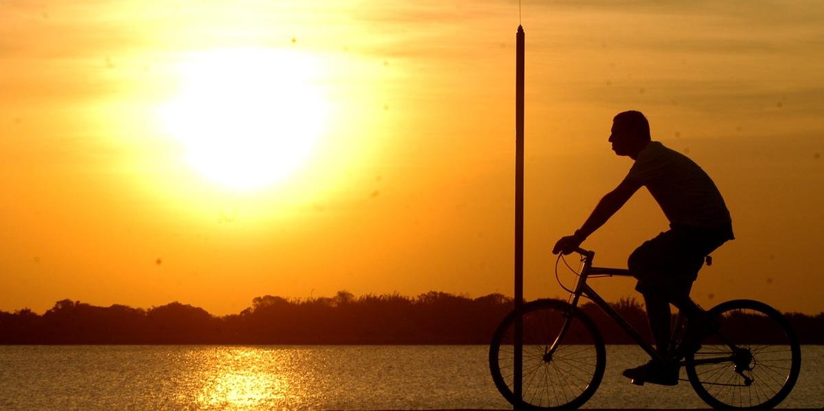 Segunda-feira ensolarada em Porto Alegre terá máxima de 31°C O sol predomina no Rio Grande do Sul nesta segunda-feira, exceto no Litoral Norte em localidades que têm a Serra a […]