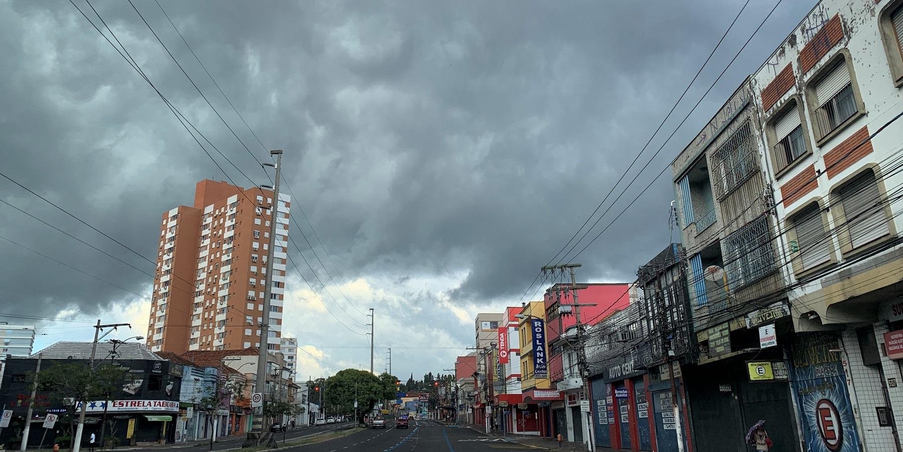 Antes da chegada da instabilidade, sensação será de abafamento no Estado O sol chega a aparecer com nuvens nesta terça-feira na maior parte do Rio Grande do Sul, mas o […]