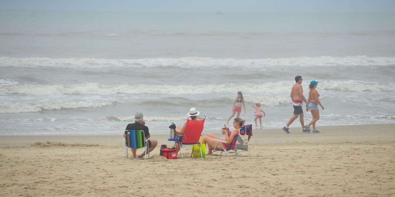 Máxima em Porto Alegre será de 32°C nesta segunda-feira O Rio Grande do Sul segue nesta segunda-feira sob a influência de uma massa de ar quente e úmido de origem […]