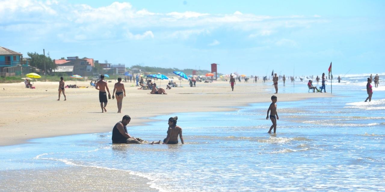 Instabilidade isolada pode ocorrer no Norte e no Nordeste, com manhã amena O sol predomina no Rio Grande do Sul nesta sexta-feira com períodos de céu azul, mas parte do […]
