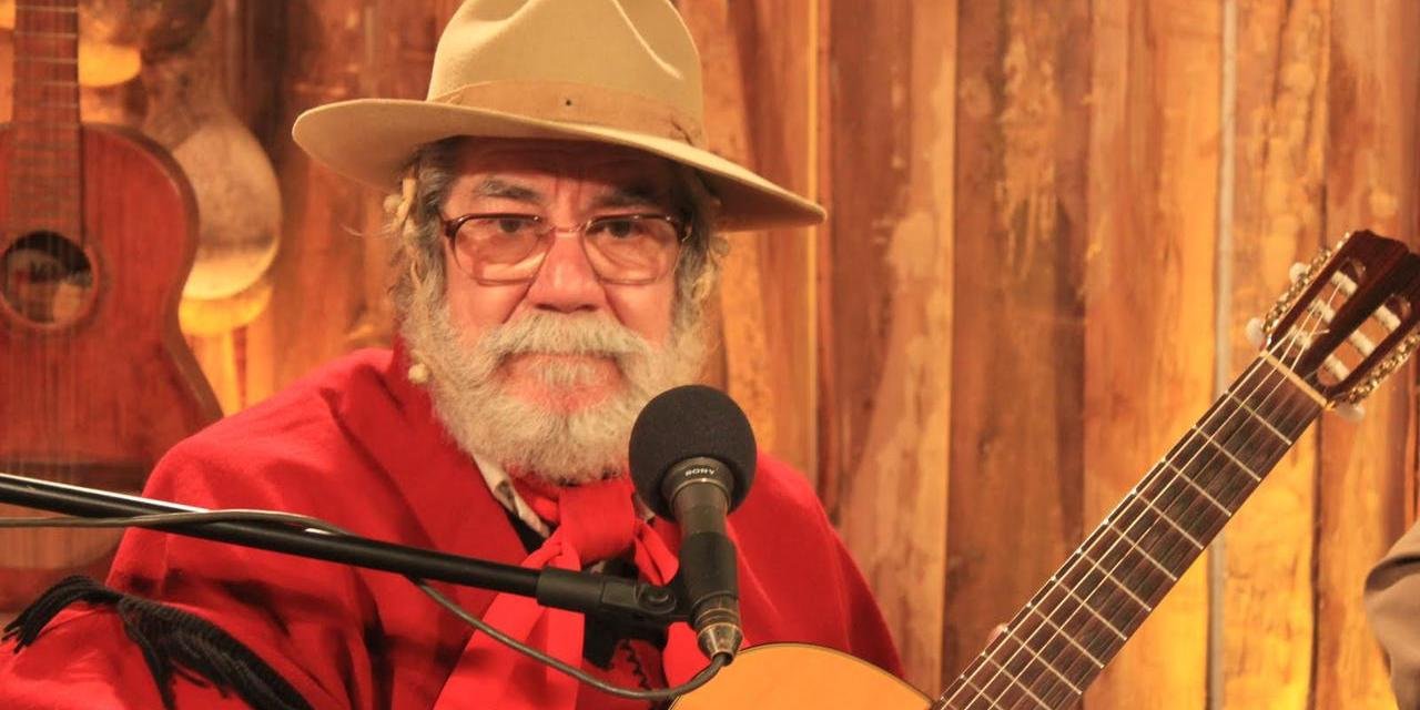 Nativista tinha 88 anos O músico gaúcho Telmo de Lima Freitas morreu aos 88 anos, em Cachoeirinha, na tarde desta quinta-feira, 18. A informação foi confirmada pela filha do artista, […]