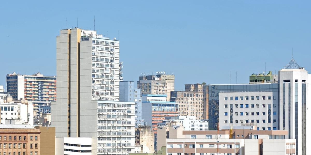 Chuvas fortes da sexta-feira devem dar trégua no fim de semana Após as fortes chuvas desta sexta-feira, o ingresso de uma massa de ar frio muda o tempo a partir […]