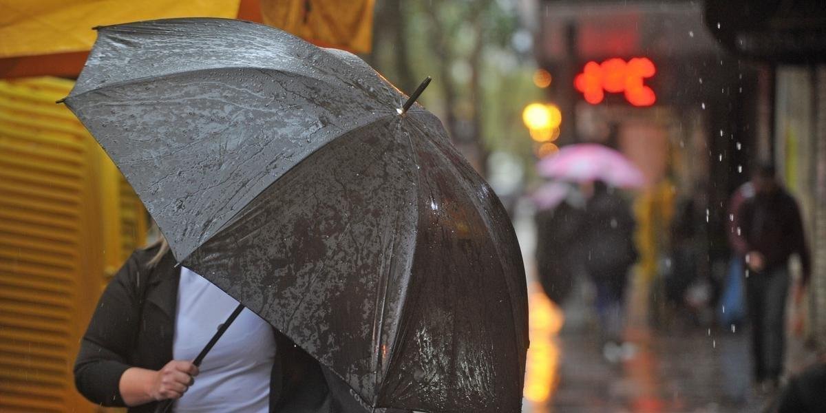 Dia deve ter características de inverno A quarta-feira será de tempo instável, com chuva e frio na maior parte do Estado ao longo do dia. Muitas nuvens cobrem o Rio […]