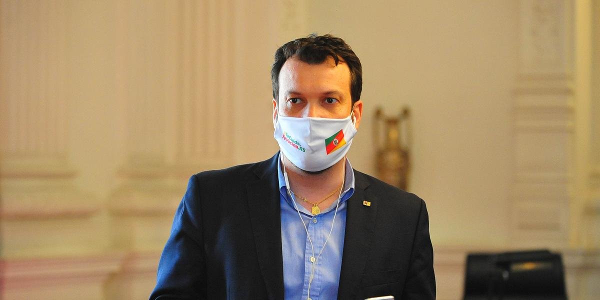 Após aprovação da PEC que retirou a obrigatoriedade do plebiscito, Executivo encaminhará pedido de autorização para privatização O governo do Estado espera enviar antes do recesso da Assembleia Legislativa o […]