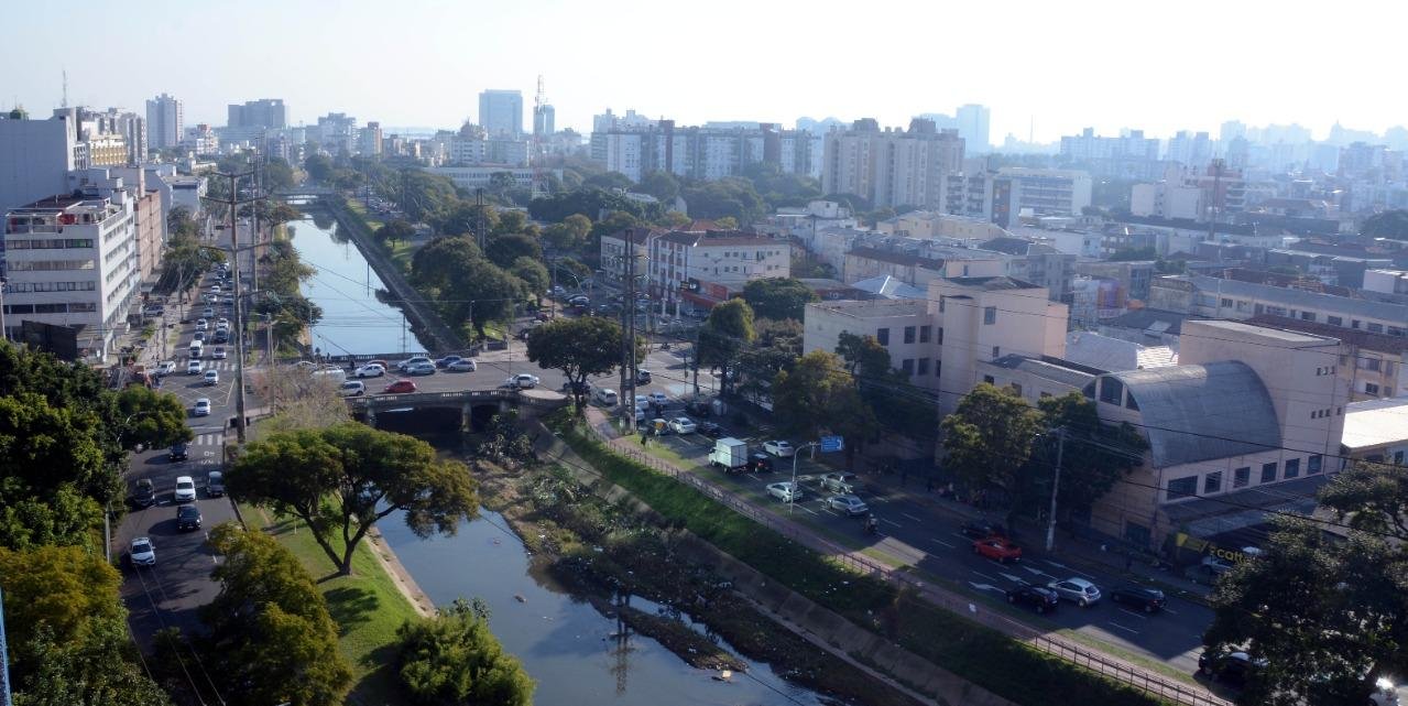Dias devem seguir aproveitáveis no Estado até quarta-feira O sol aparece em todo o Rio Grande do Sul nesta segunda-feira. Nuvens são esperadas em parte do Estado, mas haverá áreas […]