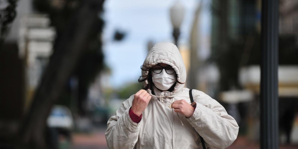 Sol não ameniza segunda-feira gelada, e mínimas podem ser negativas no Estado O sol predomina no Rio Grande do Sul, mas isso não ameniza a semana gelada que começa. O […]