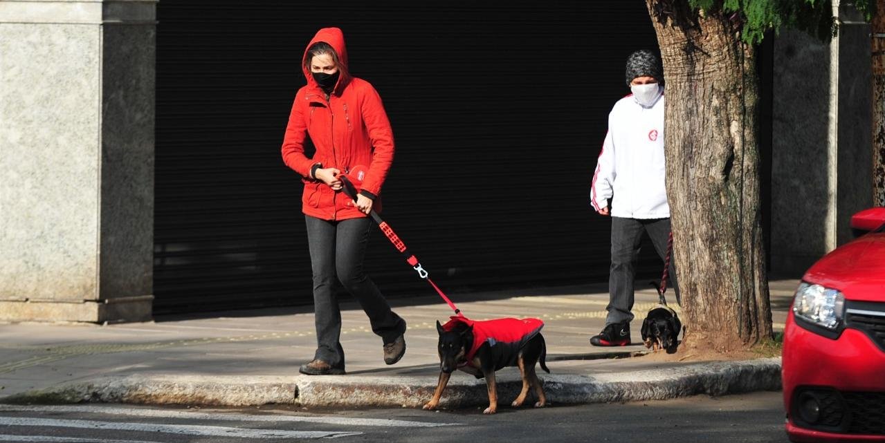 Ar polar começa a avançar de sábado para domingo, com marcas negativas O sol aparece em todo o Rio Grande do Sul nesta sexta-feira, mas entre a madrugada e de […]