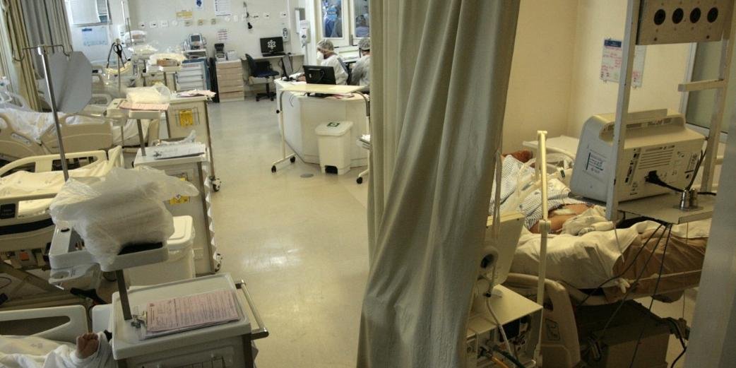 Boletim enfatiza necessidade de uso de máscaras e ampliação da vacinação até o controle da pandemia Casos e mortes por Covid-19 no país mantêm tendência de queda, segundo edição extraordinária do […]