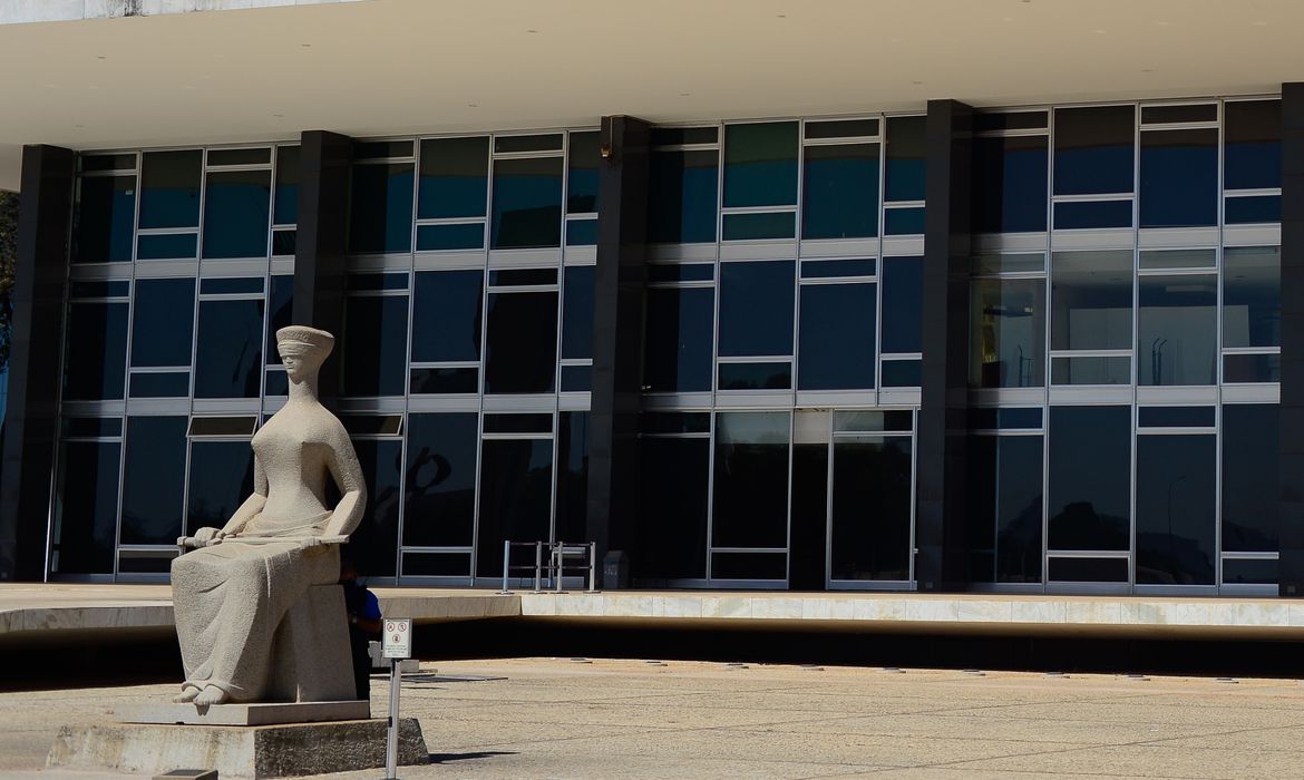 Ministros retiraram exigência de justificativa por falta no Enem 2020 A maioria dos ministros do Supremo Tribunal Federal (STF) votou por reabrir o prazo para os candidatos que quiserem pedir […]