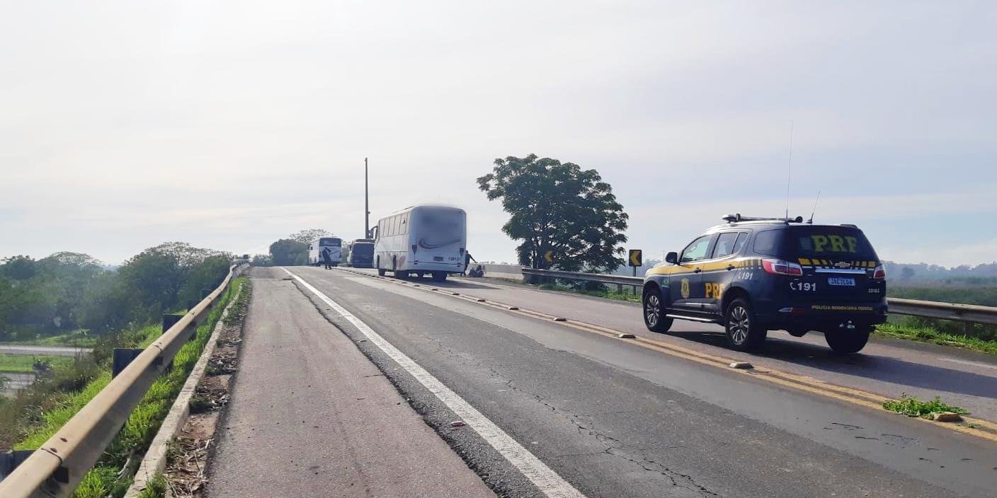Acidente de trânsito ocorreu no km 122 da rodovia, na interseção com a BR 116 Oito pessoas ficaram feridas na manhã desta quarta-feira em um acidente de trânsito sobre o […]