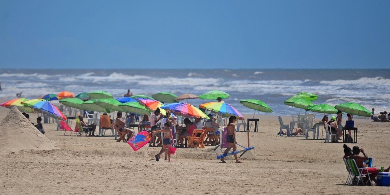 O sol predomina no Rio Grande do Sul no dia de Natal. Nuvens aparecem em algumas regiões como o Litoral Norte, o Sul gaúcho e fronteira com o Uruguai, mas […]