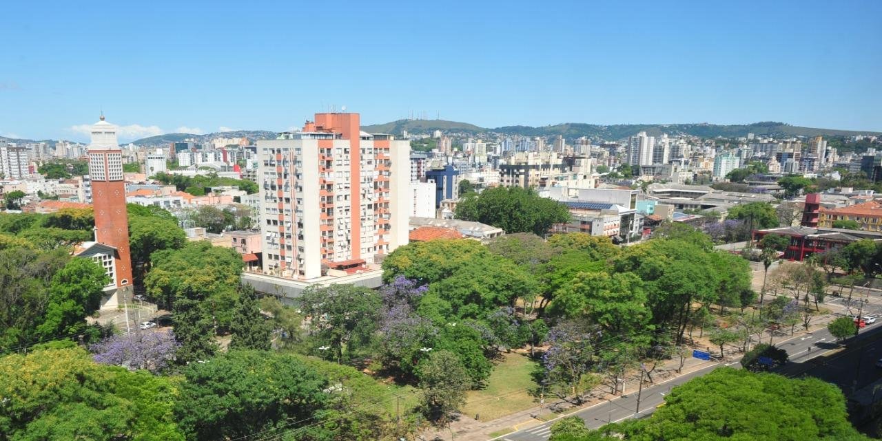 Há chance de chuva isolada na costa A massa de ar seco que atua sobre o RS volta a definir as condições no Estado nesta quinta-feira. O sol aparece em […]