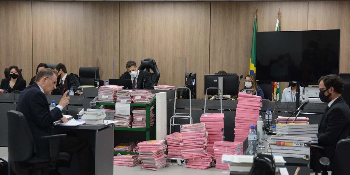 Ricardo Lozza encerra parte com depoimentos de testemunhas e vítimas no julgamento da Boate Kiss O promotor de Justiça Ricardo Lozza relatou, nesta quarta-feira, que a cidade de Santa Maria […]