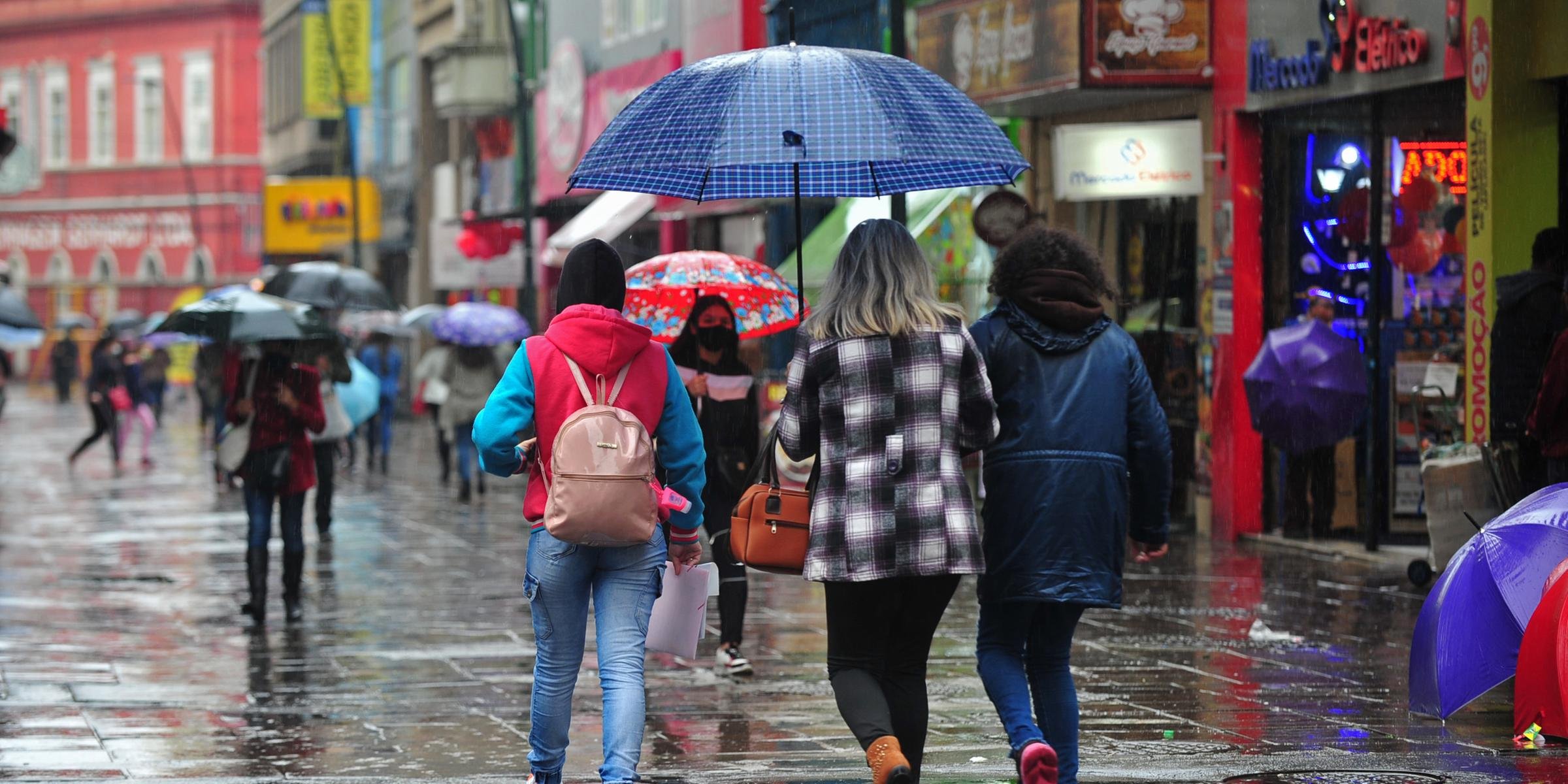 Metade Leste terá nebulosidade e chuva em vários pontos A quarta-feira será de tempo instável em todo o Rio Grande do Sul. O sol até aparece, mas sempre entre nuvens, […]