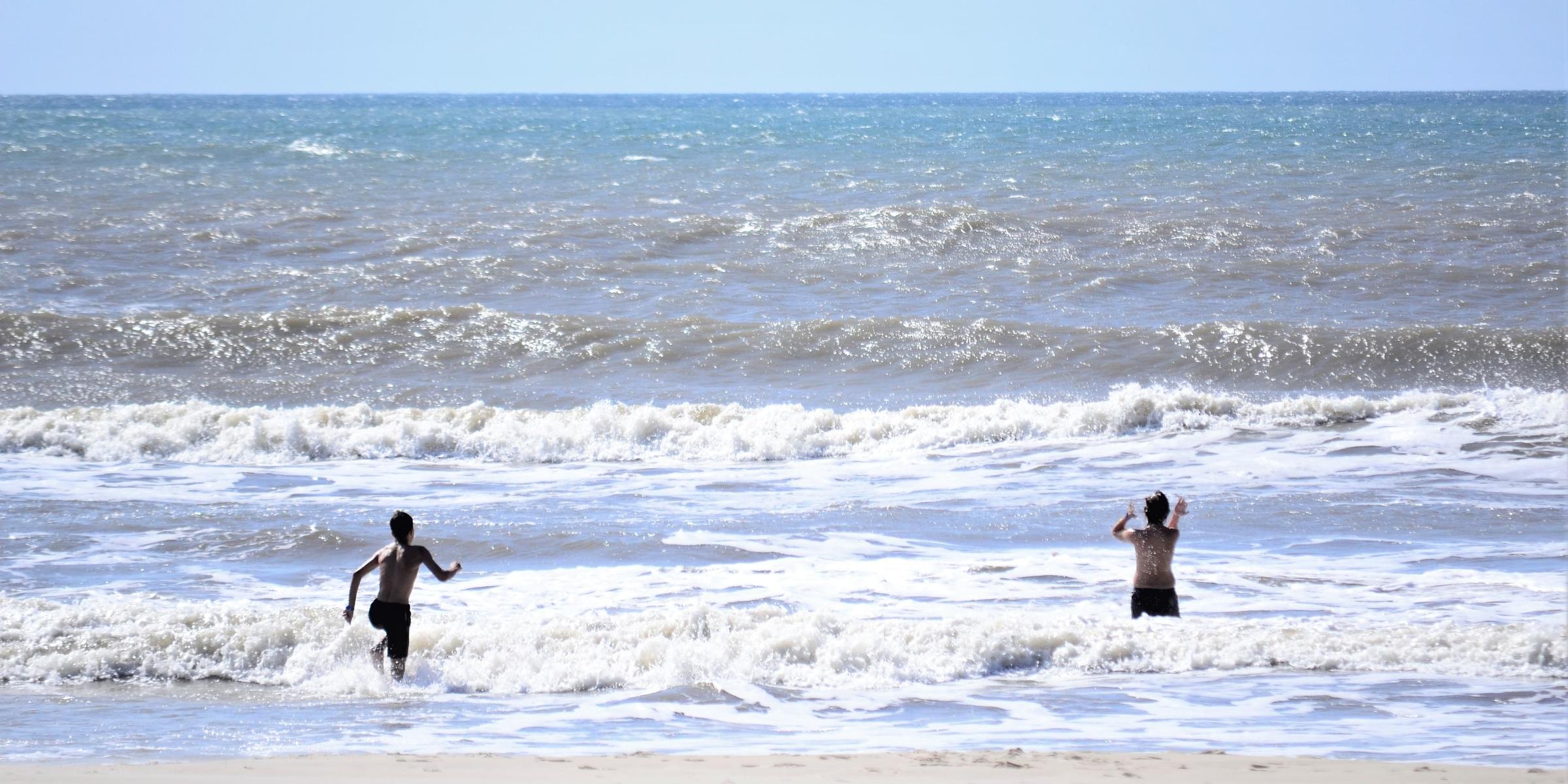 Temperatura pode alcançar marcas acima de 35°C em muitas cidades gaúchas O tempo segue firme no RS nesta sexta-feira, com abafamento desde cedo. A temperatura mínima fica alta e a […]