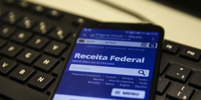 O Governo Federal publicou nesta sexta-feira no Diário Oficial da União as novas regras para adeclaração do Imposto de Renda 2022. O documento deve ser enviado no período de 7 de […]