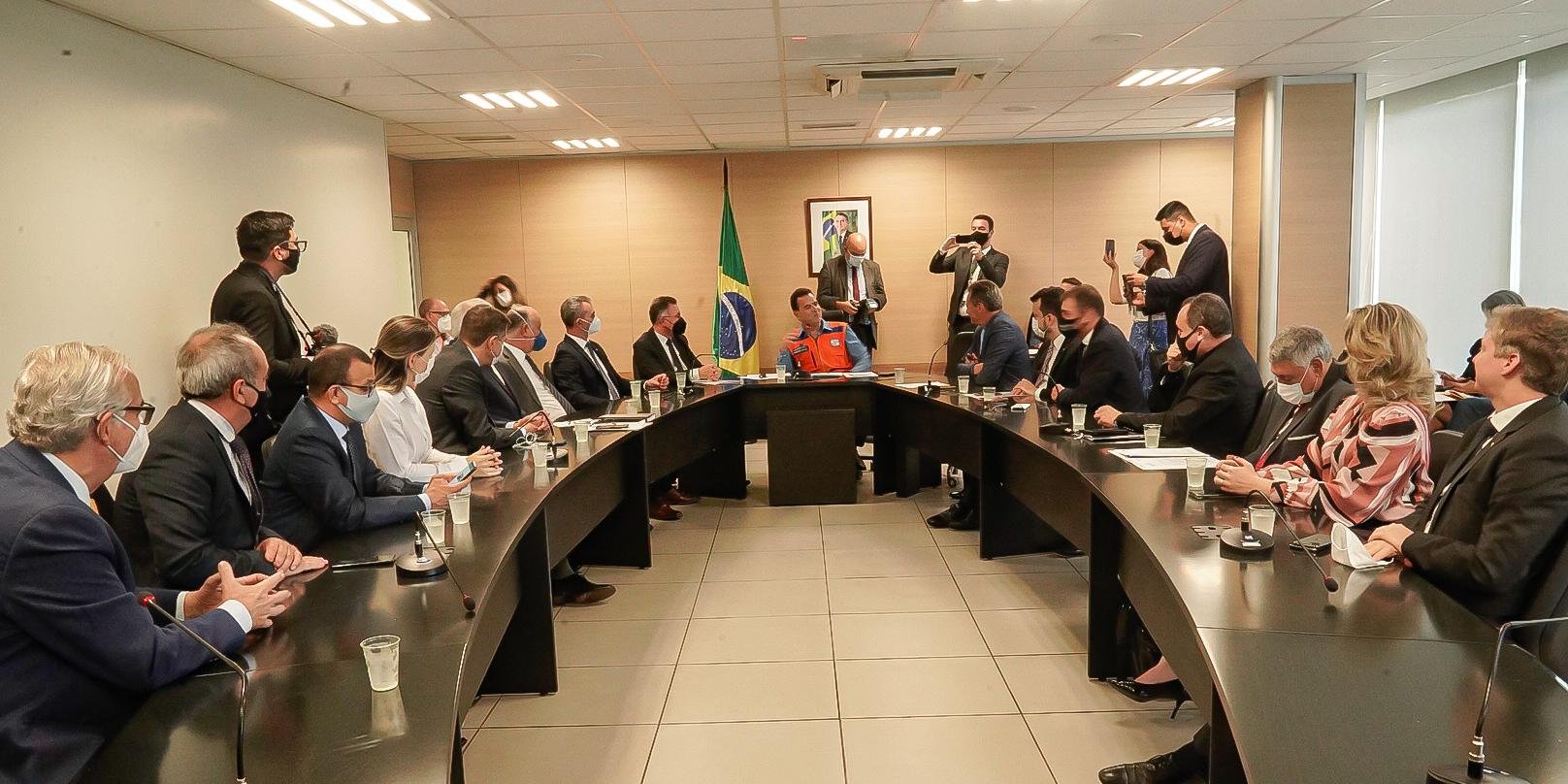 Após dois dias de reuniões e do detalhamento sobre a situação dramática provocada pela estiagem em mais de 400 municípios do Rio Grande do Sul, a missão da Assembleia Legislativa […]