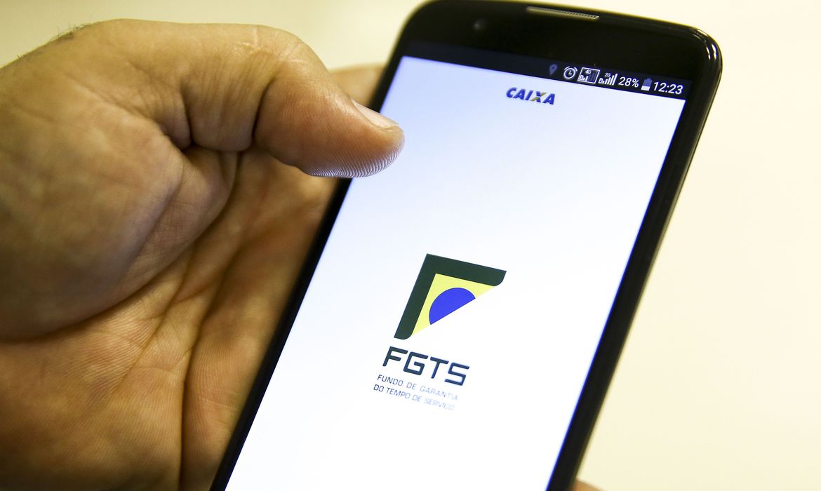 Pagamentos de até R$ 1.000 serão realizados entre os dias 20 de abril e 15 de junho e devem beneficiar 42 milhões Os trabalhadores brasileiros com saldo em contas do […]