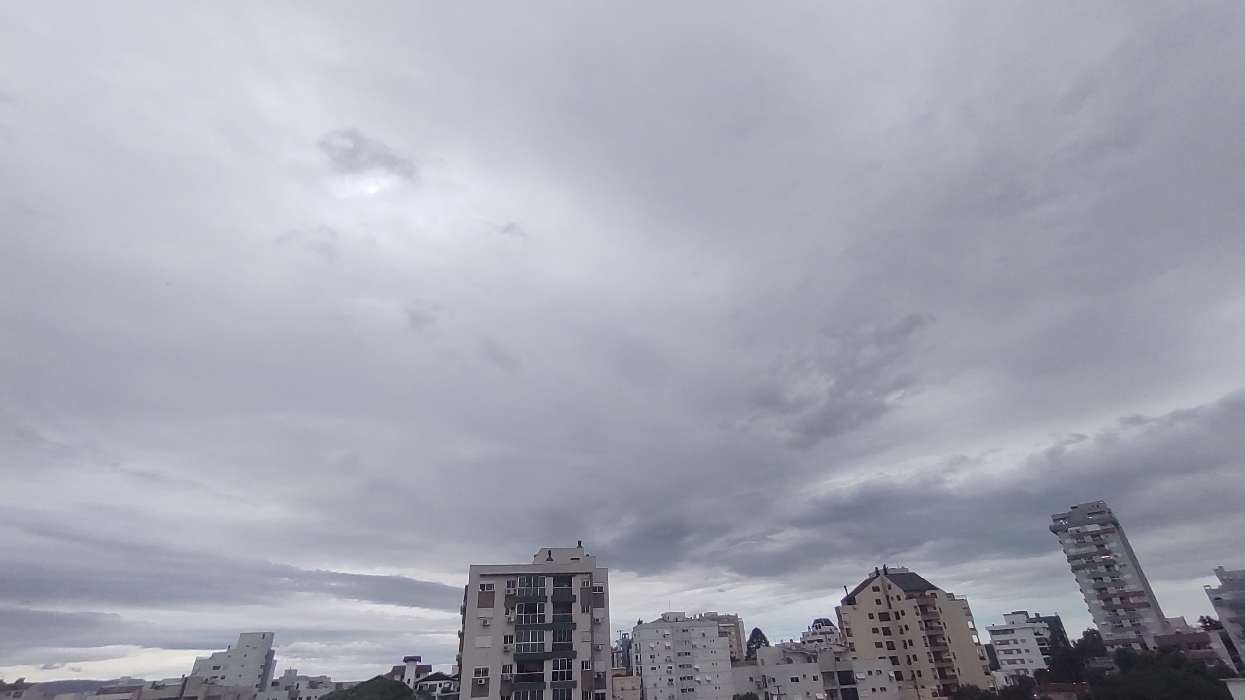Frio será intenso no Sul, Campanha e fronteira com o Uruguai O Rio Grande do Sul se divide em dois nesta quinta-feira pelas condições do tempo. Áreas mais ao Norte, […]