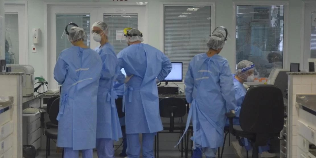 Baixa testagem, casos leves e confusão com outras infecções respiratórias comuns nesta época fazem com que coronavírus passe despercebido em serviços de saúde A poucas semanas do inverno em boa […]