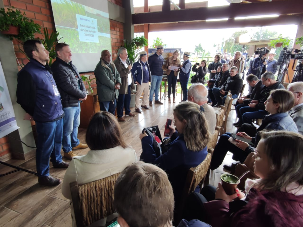Com uma produção estimada de mais de 20 milhões de toneladas de Soja, o Rio Grande do Sul pretende recuperar parte das perdas provocadas pela estiagem passada. Os dados preliminares […]
