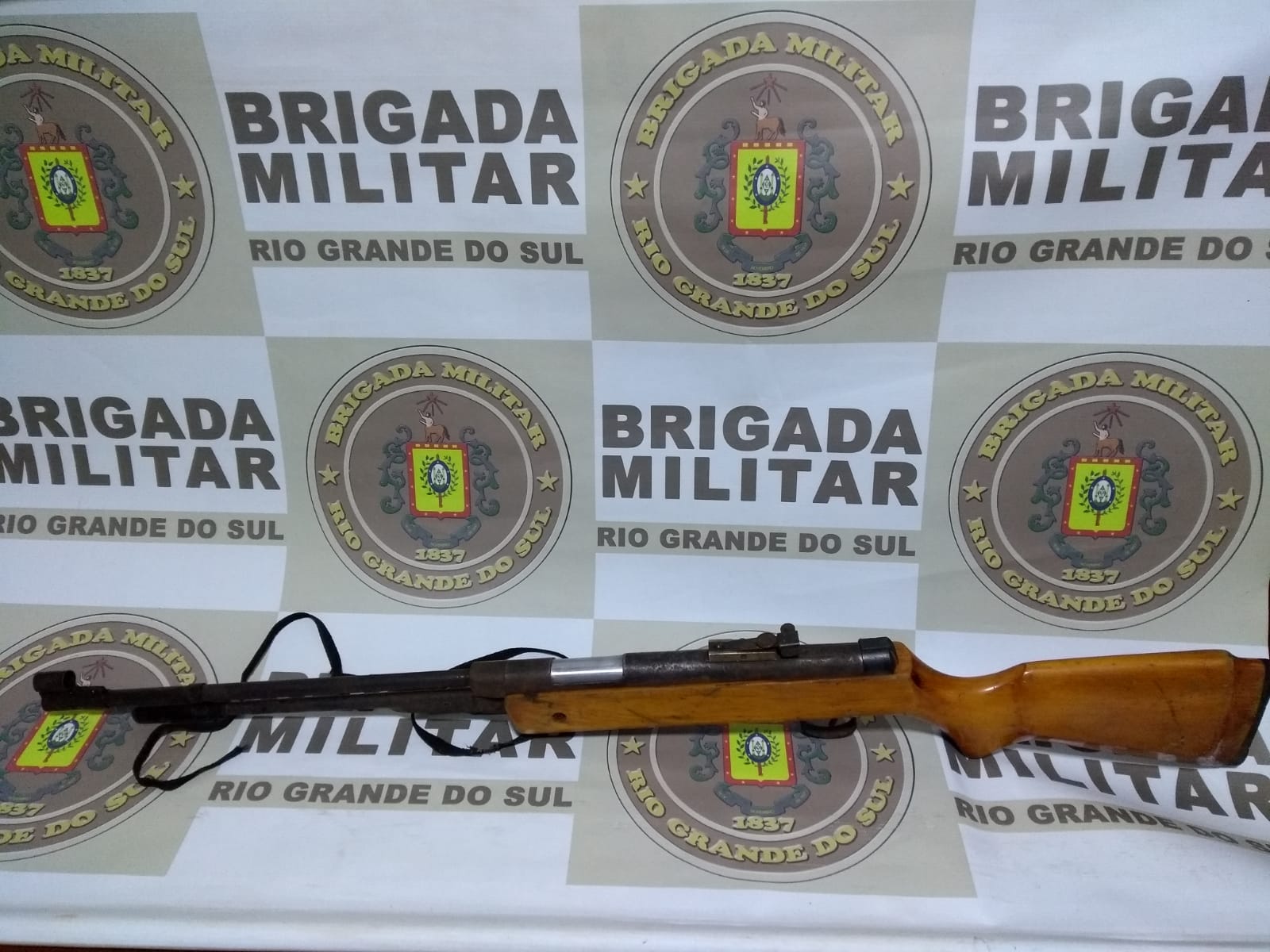 Por volta das 08h30min, do dia 11 de outubro de 2022, uma guarnição de serviço da Brigada Militar de Bossoroca, deslocou em apoio ao Oficial de Justiça de São Luiz […]
