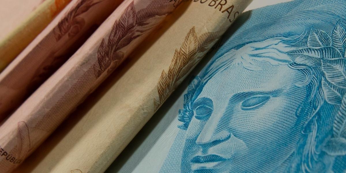 Reajuste leva em consideração a projeção deste ano para o INPC; mas poderá ser acrescentado ainda um ganho real O governo prevê reajuste de 6% para o salário mínimo de 2023, […]