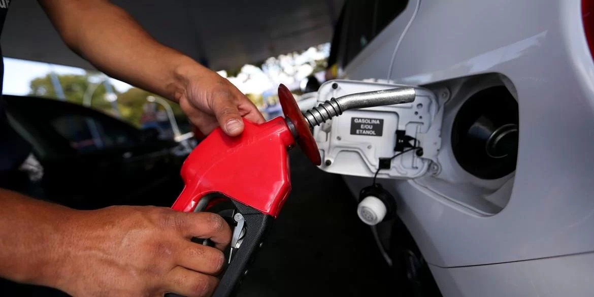 O novo presidente da Petrobras, Jean Paul Prates, afirmou nesta segunda-feira que preço de combustíveis é um assunto de governo. Ele falou no workshop mundial do Programa de Aceleração do Empreendedorismo Regional (REAP) […]