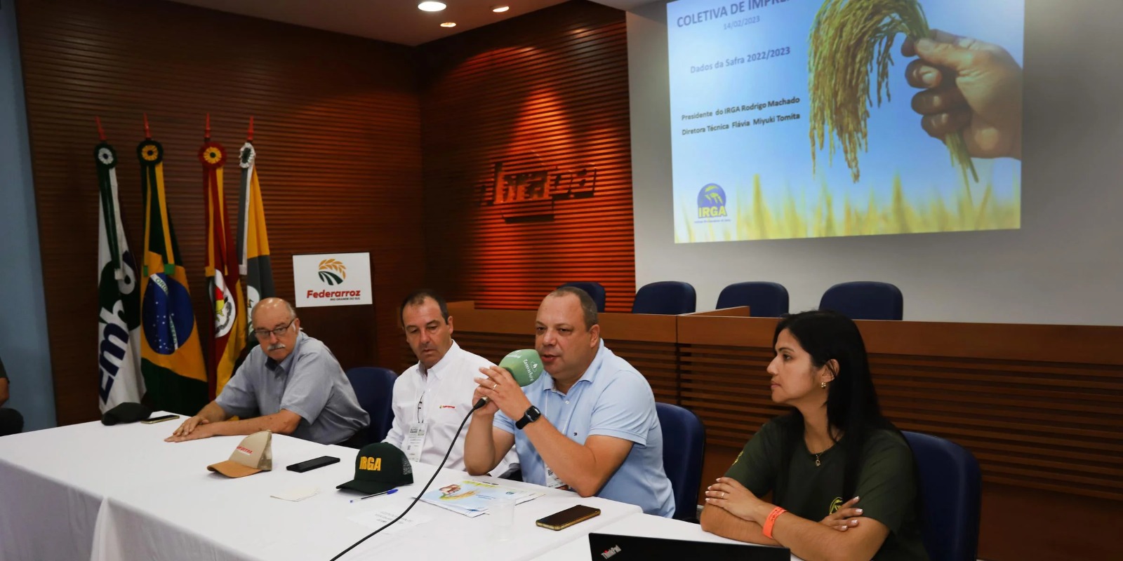 A área plantada de arroz irrigado no Rio Grande do Sul na safra 2022/2023 é de 839.972 hectares, 12% a menos que o total do ano passado, de 957 mil […]