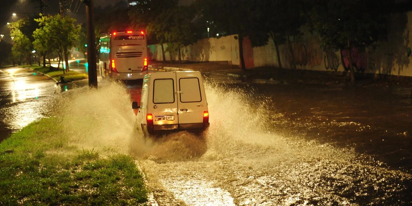 Estado passará por nova rodada de temporais entre sexta e sábado O sol aparece com nuvens no Rio Grande do Sul nesta quinta, mas alguns pontos devem ter momentos de […]