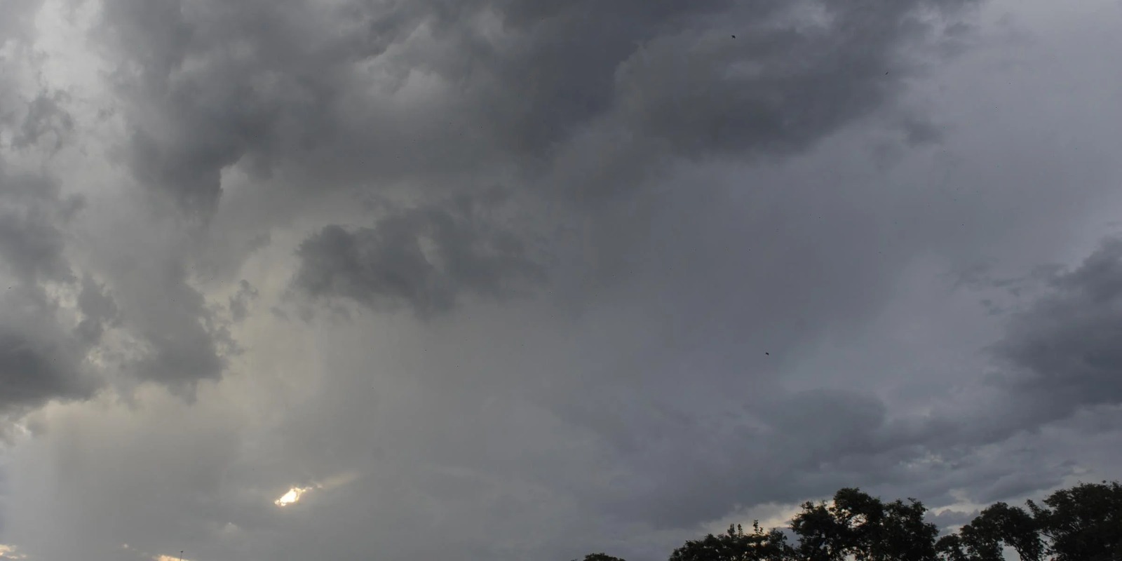 Sol e chuva vão aparecer na maioria das cidades do Estado Uma frente fria cruza pelo Rio Grande do Sul entre a madrugada e a manhã desta sexta-feira com aumento de nuvens […]