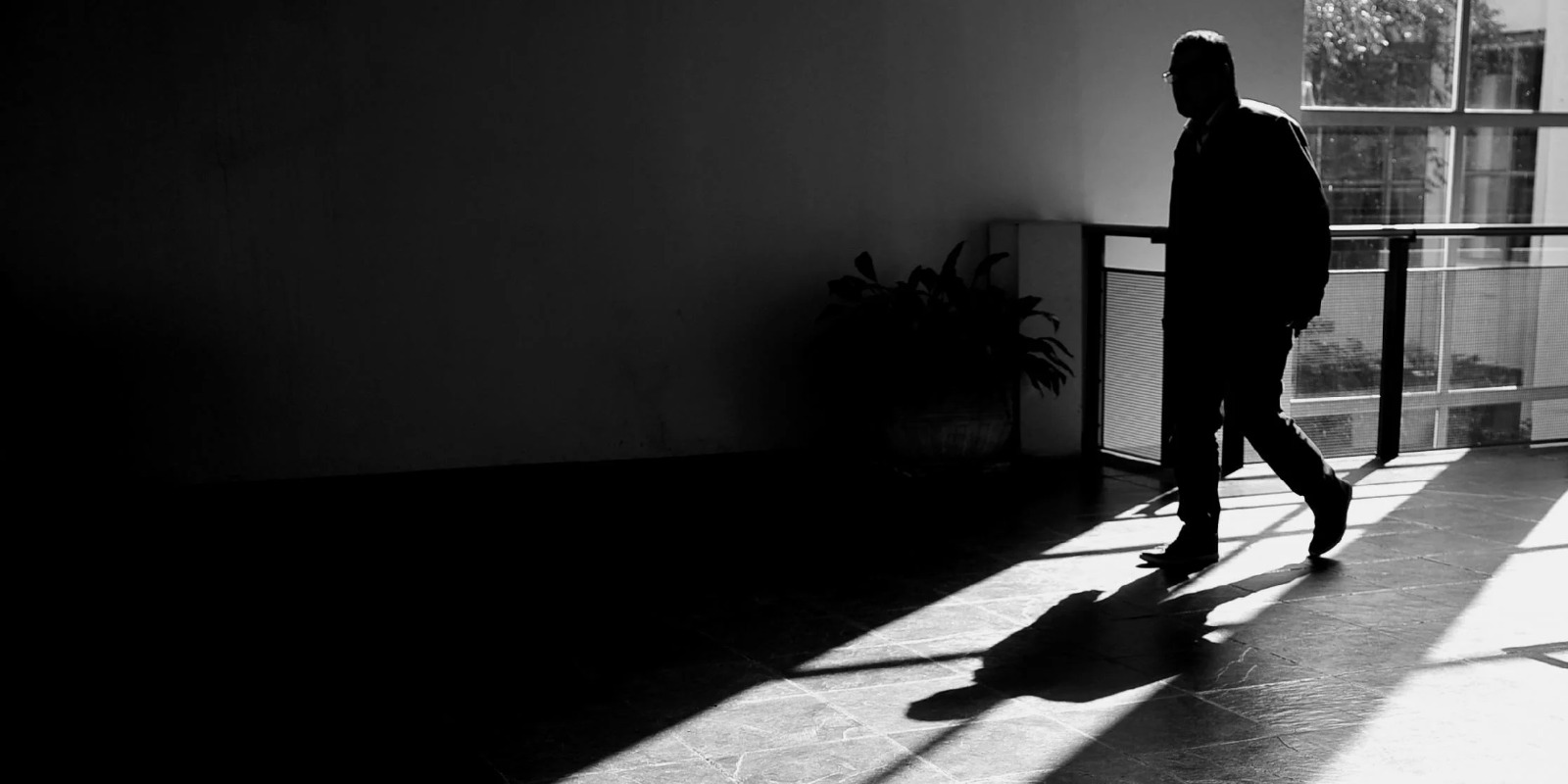 O Diário Oficial da União publica, nesta terça-feira (4), a Lei nº 14.543, de 3 de abril de 2023, que institui a Semana Nacional de Conscientização sobre a Depressão, a […]
