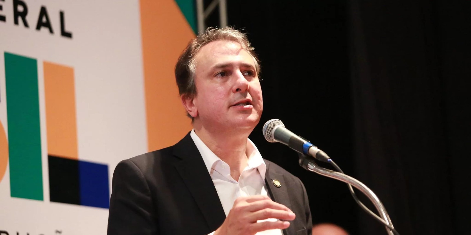 O ministro da Educação, Camilo Santana, afirmou nesta quarta-feira que preocupações com o Exame Nacional do Ensino Médio (Enem) motivaram a suspensão do cronograma de implantação da reforma do ensino médio. “Estamos […]