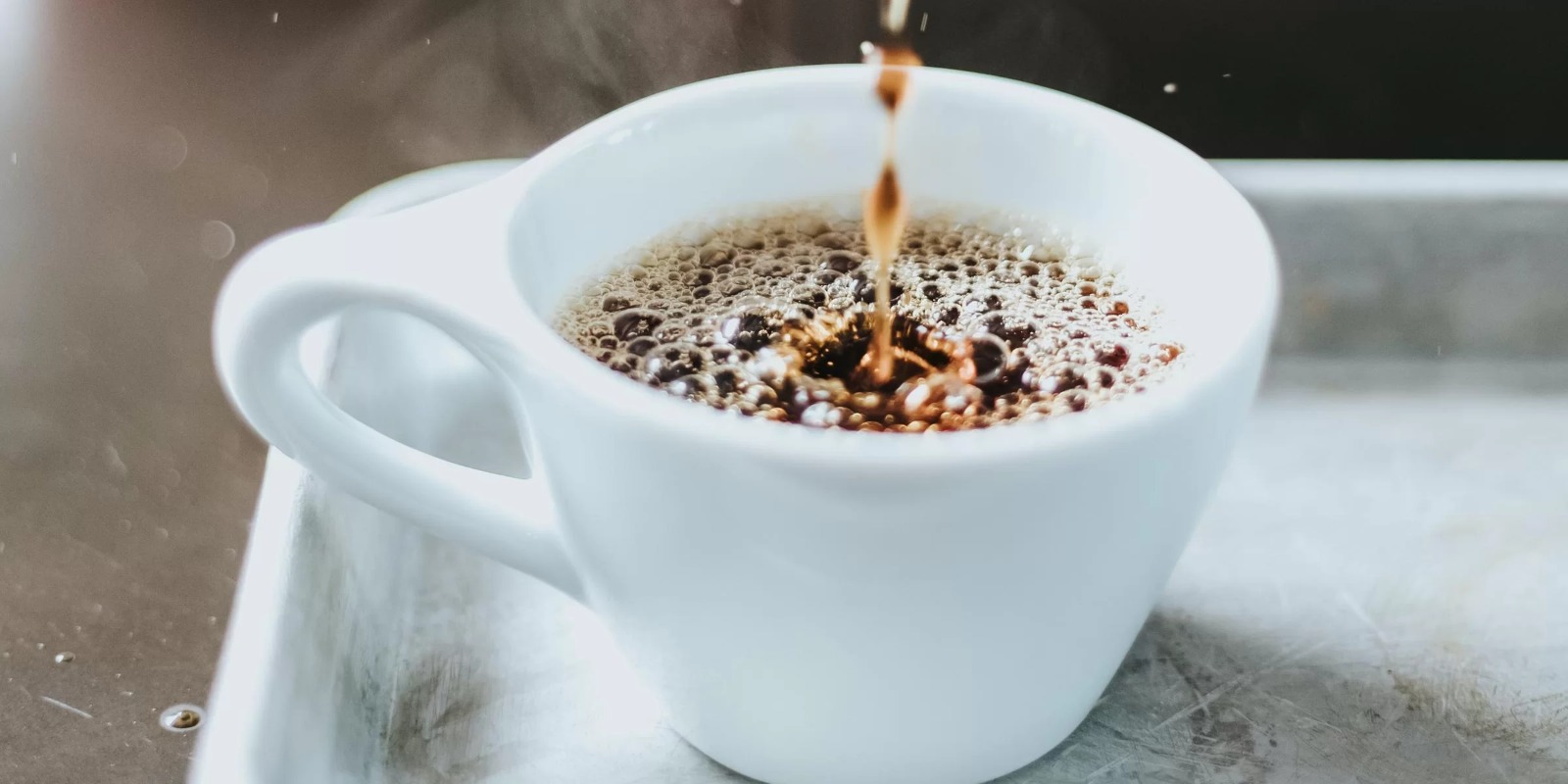 O café está enraizado na cultura e no comportamento brasileiro e global. Seja quente ou gelado, o famoso cafezinho está presente em mais de um momento do dia. Não é […]