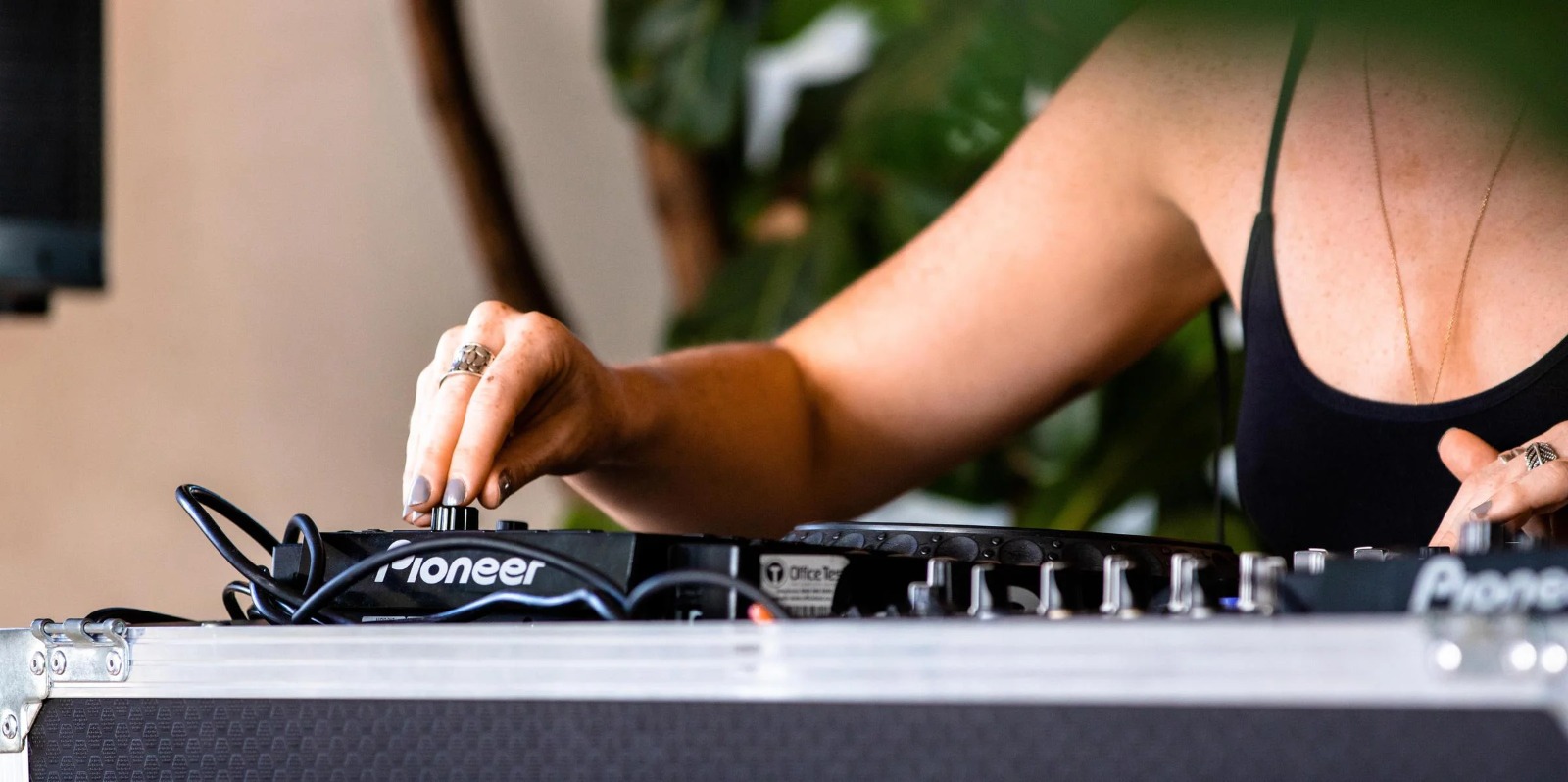 Depoimentos de 256 mulheres do meio musical confirmam o resultado da pesquisa digital Por Elas Que Fazem a Música 2023, feita pela União Brasileira de Compositores (UBC), entre os dias [&hellip;]