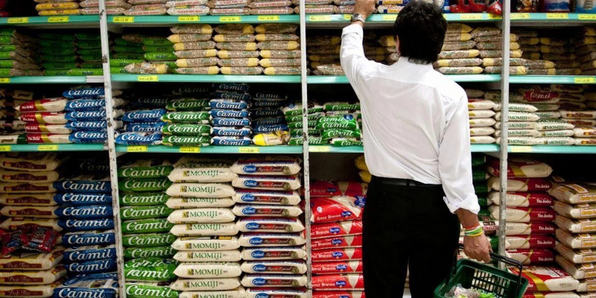 Perto da&nbsp;votação na Câmara dos Deputados&nbsp;– e com muitos pontos que ainda podem mudar na reta final –, a proposta de&nbsp;reforma tributária&nbsp;em análise no Congresso Nacional centraliza o foco do [&hellip;]