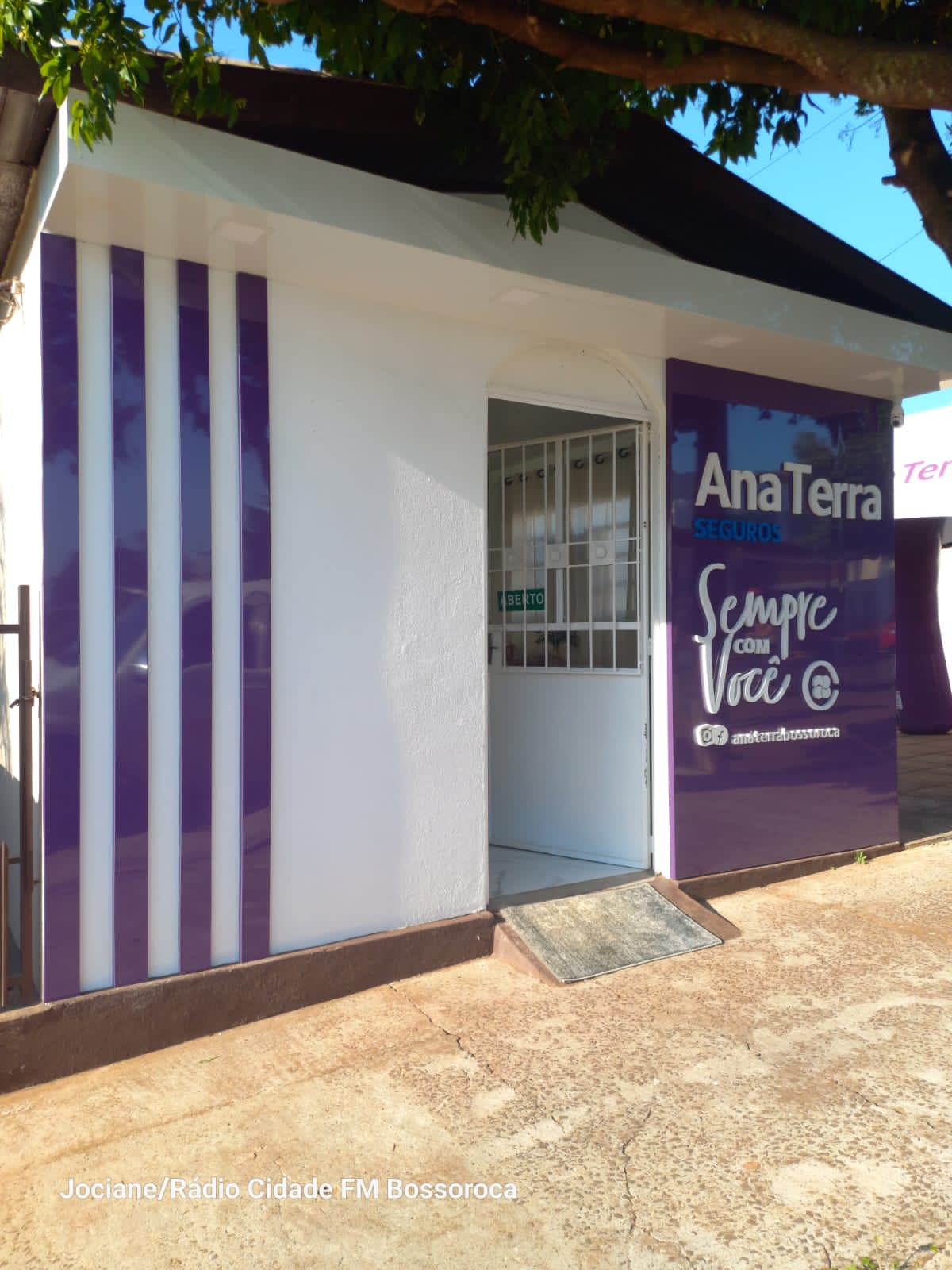 A Empresa Ana Terra Seguros está a quase 30 anos atuando na área de seguros e para proporcionar mais comodidade aos seus clientes, o proprietário da franquia Vagner Turchiello inaugurou [&hellip;]