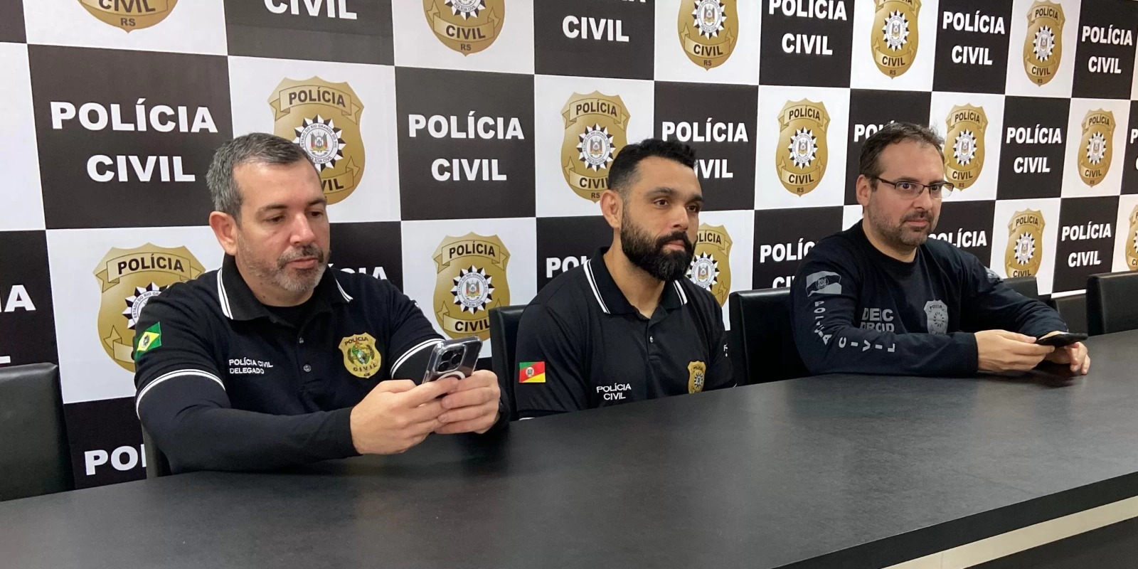 A&nbsp;operação Lucas 12, desencadeada pela Polícia Civil nesta quinta-feira contra uma quadrilha que aplicava o golpe do empréstimo consignado, revelou como funcionava o esquema criminoso. A ofensiva teve mandados cumpridos [&hellip;]